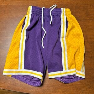 jersey shorts lakers